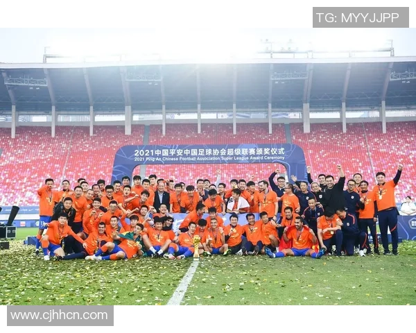 足球巨星低调现身潮流鞋店引发球迷热议购物细节成焦点